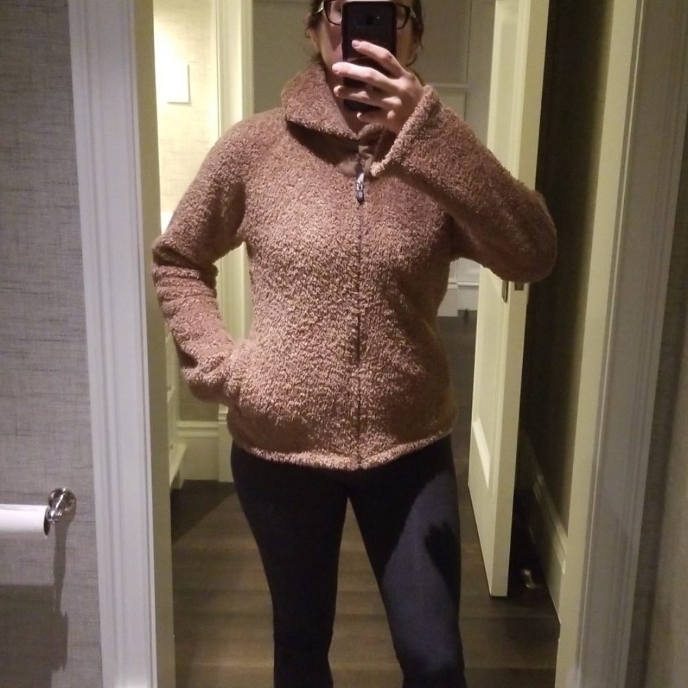 Patagonia Women's Full Zip Synchilla Fleece Jacket - Picture 8 of 8